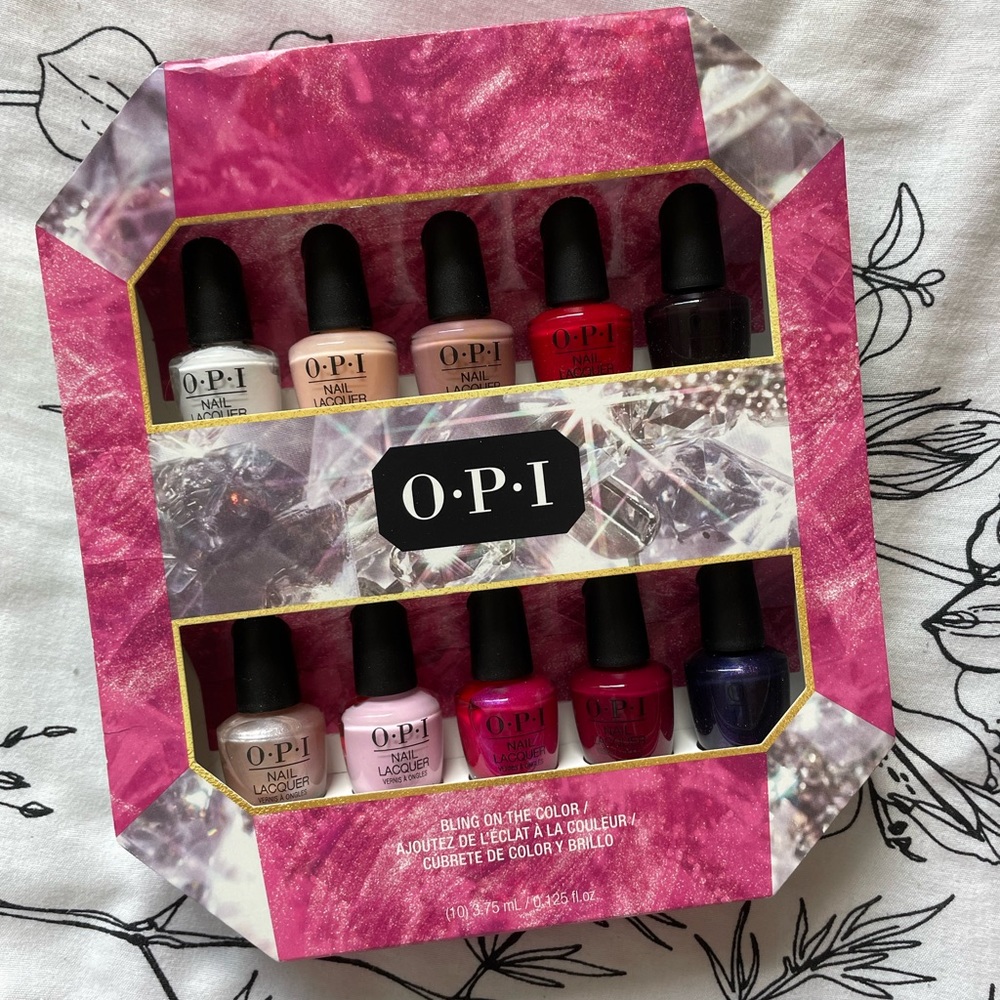 💗 OPI 10 Piece “Bling On The Color” Nail Lacquer Set